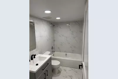 660 Great Neck Road #1, Copiague, NY 11726 - Photo 6