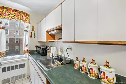 3305 90 Street #2D, Jackson Heights, NY 11372 - Photo 8