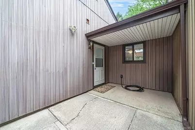 194 Strathmore Gate Drive, Stony Brook, NY 11790 - Photo 4