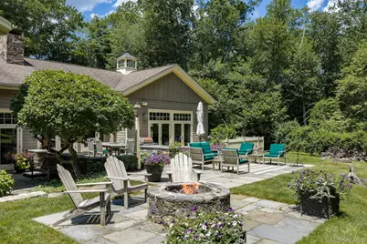 28 Bayberry Lane, Bedford Corners, NY 10549 - Photo 4