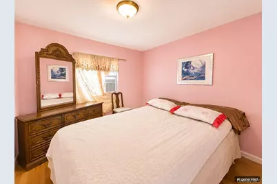 3227 Philip Avenue, Bronx, NY 10465 - Photo 18