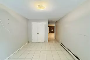 3227 Philip Ave, Bronx, NY 10465 - Photo 38