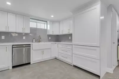 145-75 6th Avenue, Whitestone, NY 11357 - Photo 34