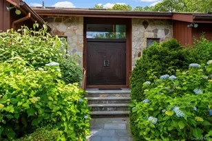132 Barton Rd, White Plains, NY 10605 - Photo 2