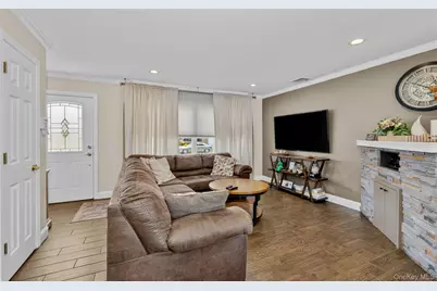 197 Marcy Street, West Babylon, NY 11704 - Photo 8