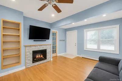 7 Inca Drive, Bay Shore, NY 11706 - Photo 6