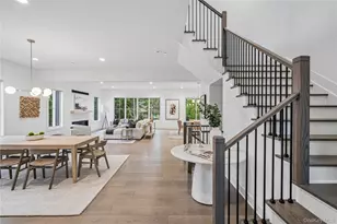 14 Sequoia Cir, Manhasset, NY 11030 - Photo 2