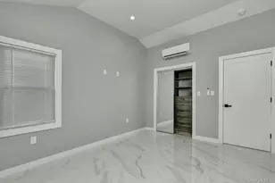 25 Miller St, Glen Cove, NY 11542 - Photo 10