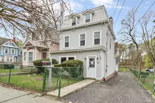 44 Glenwood Ave, Poughkeepsie, NY 12603 - Photo 2