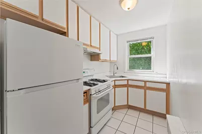 44 Winchester Avenue #1B, Yonkers, NY 10710 - Photo 8