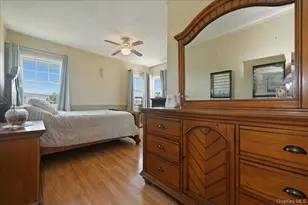30 Universe Dr, Levittown, NY 11756 - Photo 28