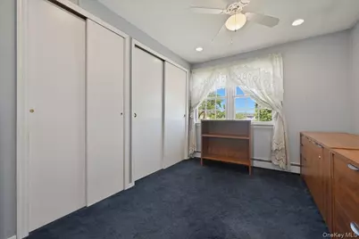 30 Universe Drive, Levittown, NY 11756 - Photo 18
