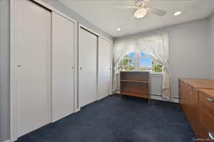30 Universe Dr, Levittown, NY 11756 - Photo 18