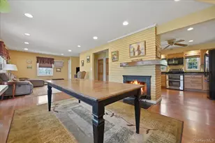 30 Universe Dr, Levittown, NY 11756 - Photo 10