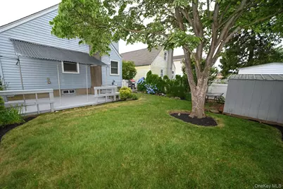 360 Grand Avenue, West Hempstead, NY 11552 - Photo 34