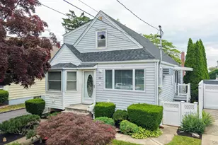 360 Grand Ave, West Hempstead, NY 11552 - Photo 2