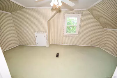360 Grand Avenue, West Hempstead, NY 11552 - Photo 18