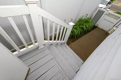 360 Grand Avenue, West Hempstead, NY 11552 - Photo 22