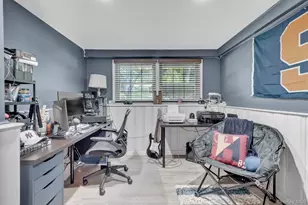 121 Old Field Rd, Huntington, NY 11743 - Photo 18