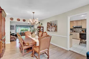121 Old Field Rd, Huntington, NY 11743 - Photo 14