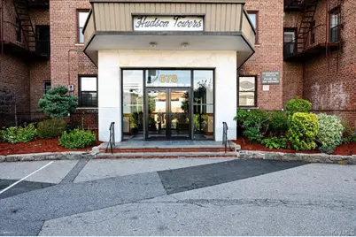 678 Warburton Avenue #7I-7J, Yonkers, NY 10701 - Photo 2