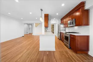 678 Warburton Ave, Yonkers, NY 10701 - Photo 16
