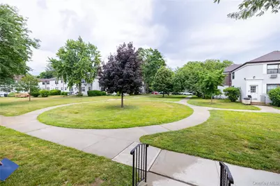 136-35 68th Drive #A, Kew Gardens, NY 11367 - Photo 14