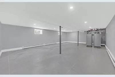 17240 125th Avenue, Jamaica, NY 11434 - Photo 18