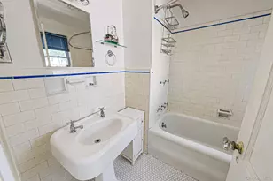 33 Sherman St, Merrick, NY 11566 - Photo 18