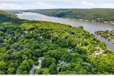 8 McKinley Avenue, Greenwood Lake, NY 10925 - Photo 48