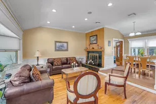 15 Elberta Dr, East Northport, NY 11731 - Photo 4