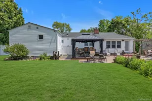 15 Elberta Dr, East Northport, NY 11731 - Photo 20