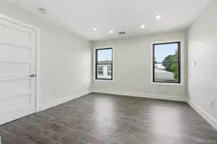 23 Doherty Ave, Elmont, NY 11003 - Photo 14