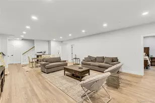 45104 Silver Birch Ln, Plainview, NY 11803 - Photo 26