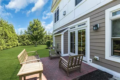 45104 Silver Birch Lane, Plainview, NY 11803 - Photo 36