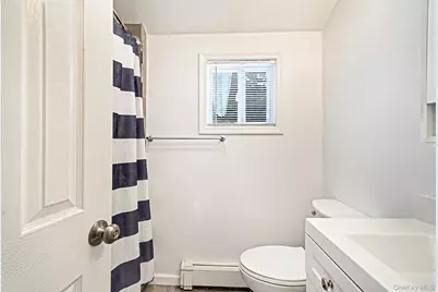 86 Eastview Road, Ronkonkoma, NY 11779 - Photo 12