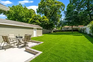 86 Eastview Rd, Ronkonkoma, NY 11779 - Photo 24