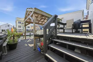 39 W 11th Rd, Broad Channel, NY 11693 - Photo 14