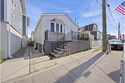 39 W 11th Road, Far Rockaway, NY 11693 - Photo 2