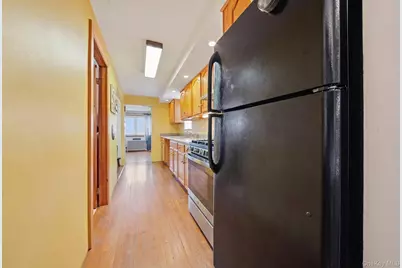 39 W 11th Road, Far Rockaway, NY 11693 - Photo 8
