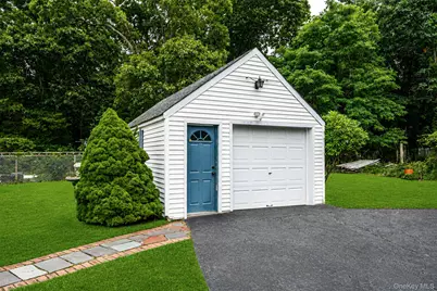 1 E Jackwill Road, Patchogue, NY 11772 - Photo 26