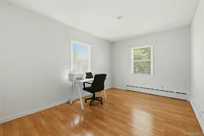 65 Moore Street, New Hyde Park, NY 11040 - Photo 14