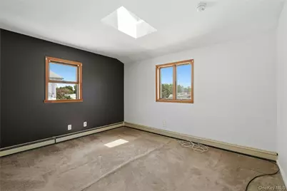 65 Moore Street, New Hyde Park, NY 11040 - Photo 20