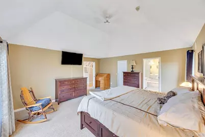 275 S Gillette Avenue, Bayport, NY 11705 - Photo 24