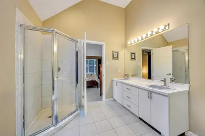 275 S Gillette Avenue, Bayport, NY 11705 - Photo 26