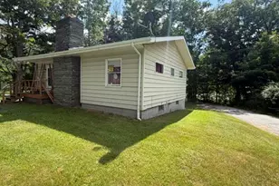 52 Highland Ave, Roscoe, NY 12776 - Photo 2
