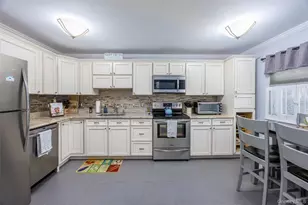 40 W 4th St, Patchogue, NY 11772 - Photo 6