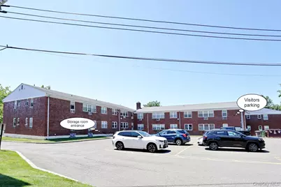 231 N Middletown Road #H, Pearl River, NY 10965 - Photo 22
