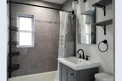 330 S Broadway #D9, Tarrytown, NY 10591 - Photo 6