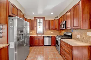 964 E 94th St, Brooklyn, NY 11236 - Photo 1